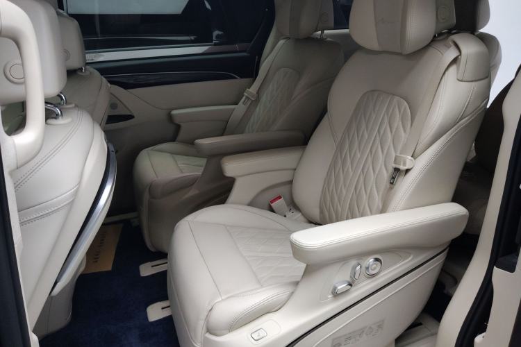 Used Buick GL8 2021 Avenir Aivia Six-Seat Luxury Edition
