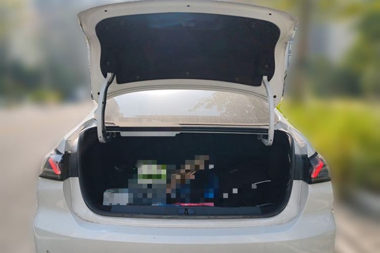 Used Peugeot 408 2022 1.6T Light-Chasing Edition
