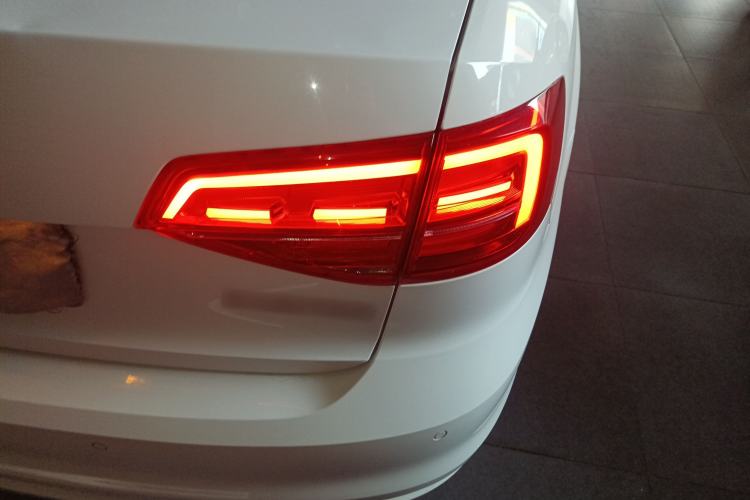 Used Volkswagen Sagitar 2017 1.6L Automatic Comfort Model