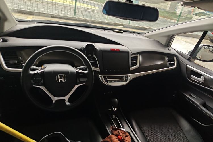 Used Honda Jade 2016 1.8L Automatic Comfort Elite Version 5 Seats
