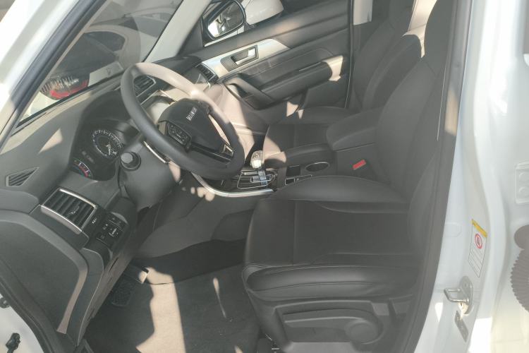 Used Haval H2 2018 1.5T Dual-Clutch Two-Wheel Drive Fashion Model China VI Standard
