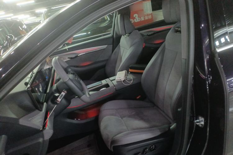 Used VOYAH PASSION 2024 PHEV Four-Wheel Drive Ultra-Long Range Flagship Model