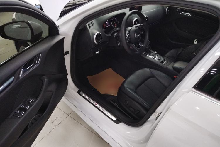 Used Audi A3 2020 Limousine 35 TFSI Fashion Edition China VI Emission Standard