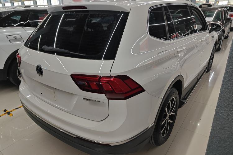 Used Volkswagen Tiguan L 2017 330TSI Automatic Two-Wheel Drive Luxury Edition