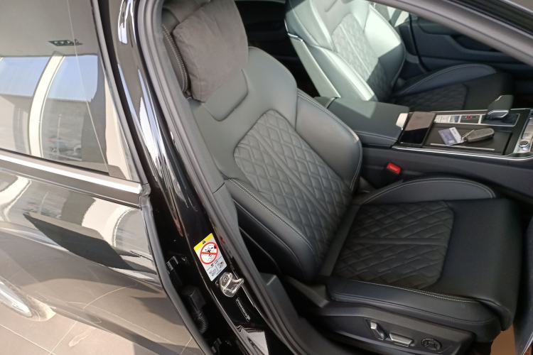 Used Audi A6L 2025 Restyled 45 TFSI quattro Prestige Dynamic Edition