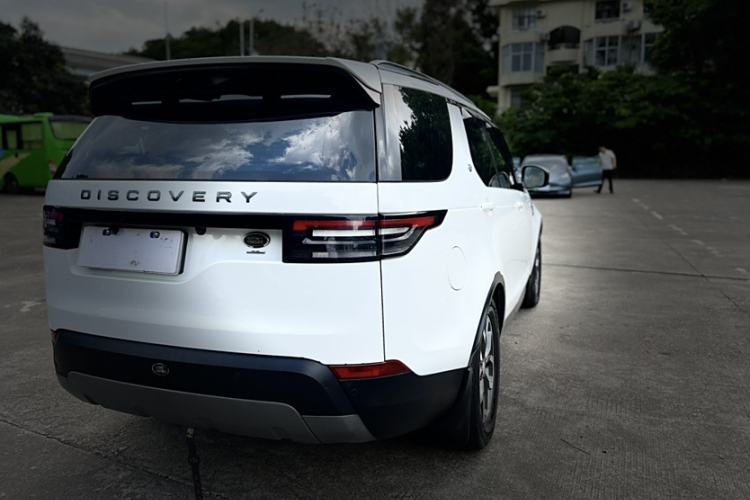 Used Land Rover Discovery 2017 3.0 SC V6 SE
