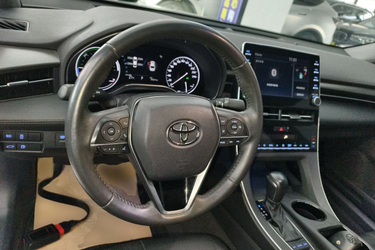 Used Toyota Avalon 2019 Dual-Engine 2.5L Luxury Edition China VI Standard

