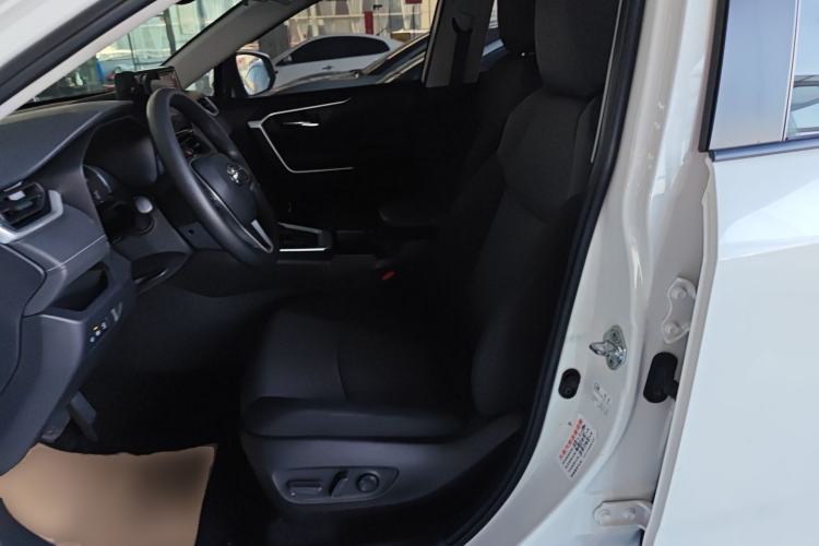 Used Toyota RAV4 2020 2.0L CVT Two-Wheel Drive Fashion Edition