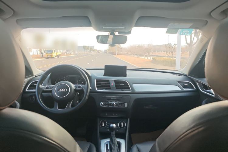 Used Audi Q3 2017 30 TFSI Fashion Model
