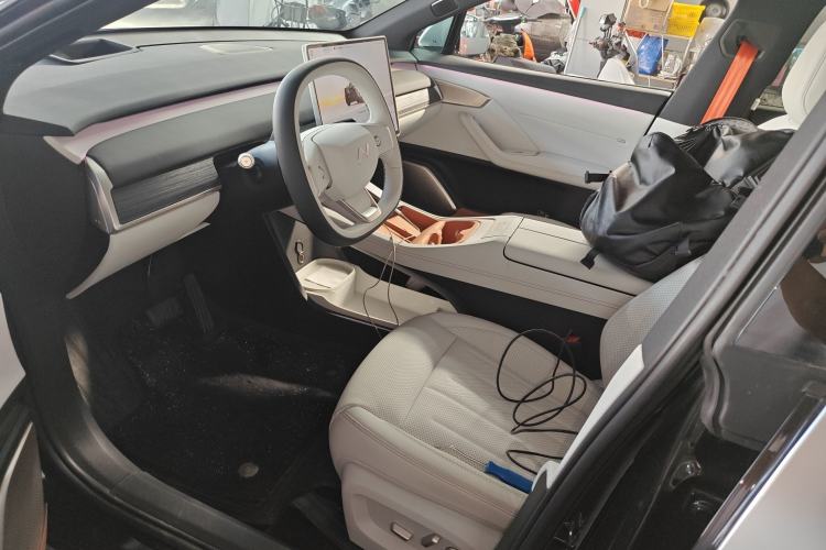 Used ONVO L60 2024 60 kWh Rear-Drive Version
