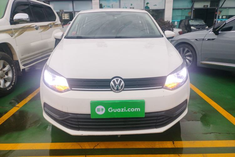 Used Volkswagen Polo 2016 1.4L Manual Fashion Model
