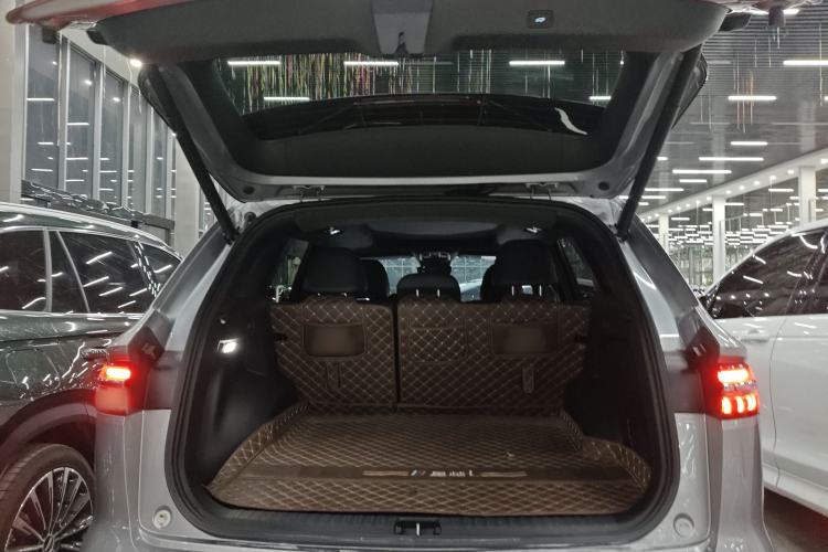 Used Geely Auto Monjaro L 2024 2.0TD High-Power Automatic Two-Wheel Drive Skyline Edition