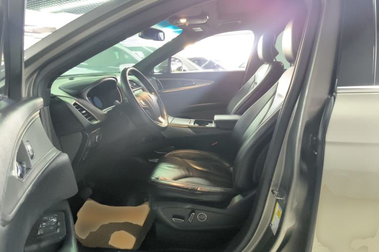 Used Lincoln MKX 2015 2.0T Two-Wheel Drive Deluxe Edition