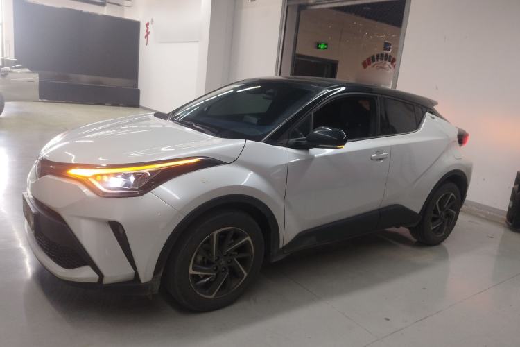 Used Toyota C-HR 2021 2.0L Luxury Edition
