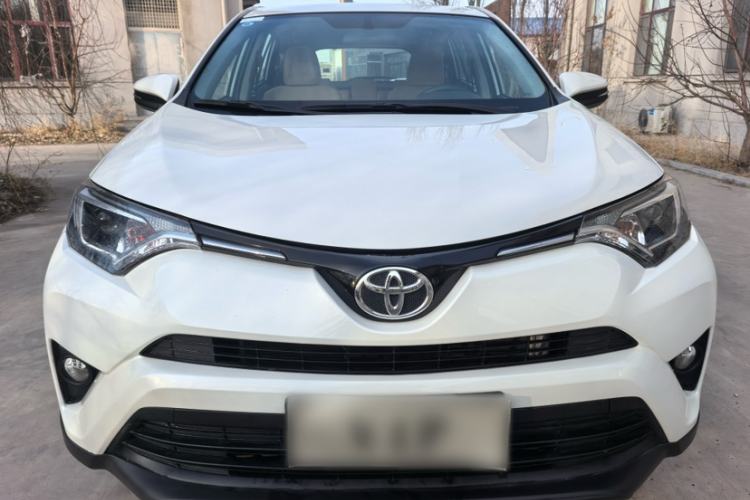 Used Toyota RAV4 2016 2.0L CVT Two-Wheel Drive Urban Edition China V Standard