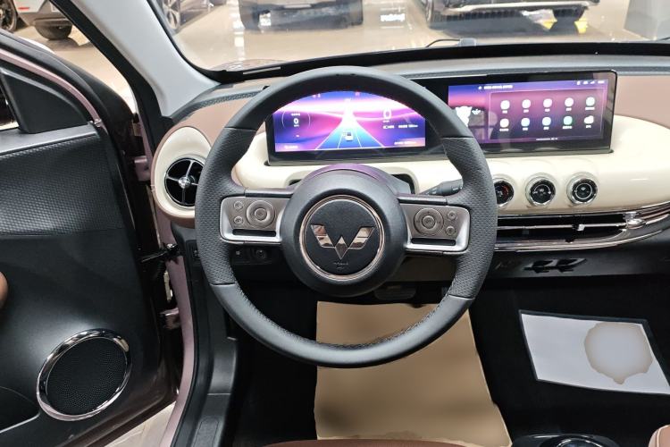 Used Wuling Bingo 2023 333 km Lingxi Connected Version
