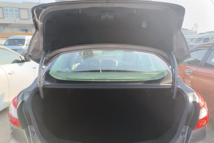 Used Ford Focus 2012 Sedan 1.6L Automatic Comfort Model
