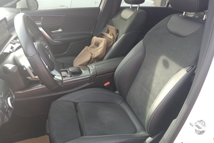 Used Mercedes-Benz A-Class 2022 Revised Version A 200 L Sport Sedan Fashionable Style
