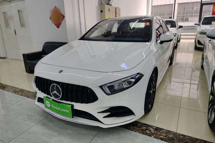 Used Mercedes-Benz A-Class 2021 A 200 L Sport Sedan Fashion Model
