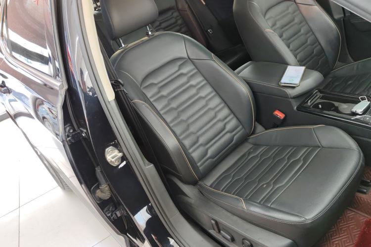 Used Volkswagen Passat 2019 330TSI Elite Edition China VI
