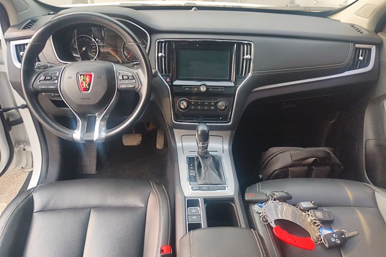 Used Roewe RX5 2018 20T Two-Wheel Drive Automatic Flagship Edition
