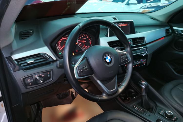 Used BMW X1 2016 sDrive18Li Premium Edition
