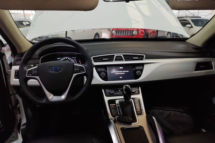 Used Geely Auto Emgrand X7 Sport 2018 1.8TD Automatic Two-Wheel Drive Smart Connect 4G Internet Edition
