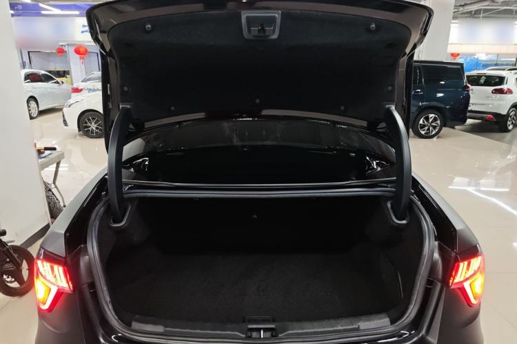 Used Lynk & Co 03 2019 1.5TD DCT JingPro Edition China VI Standard
