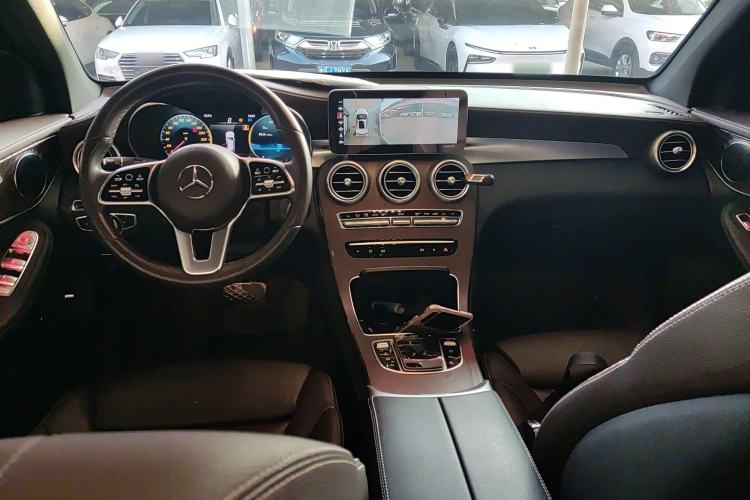 Used Mercedes-Benz GLC 2020 GLC 300 L 4MATIC Dynamic Edition
