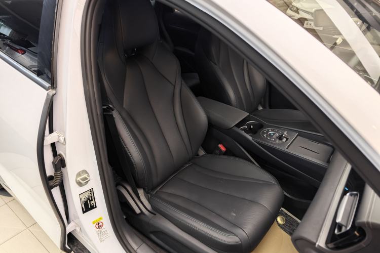 Used BYD Seal 06 New Energy 2024 DM-i 80KM Prestige Model
