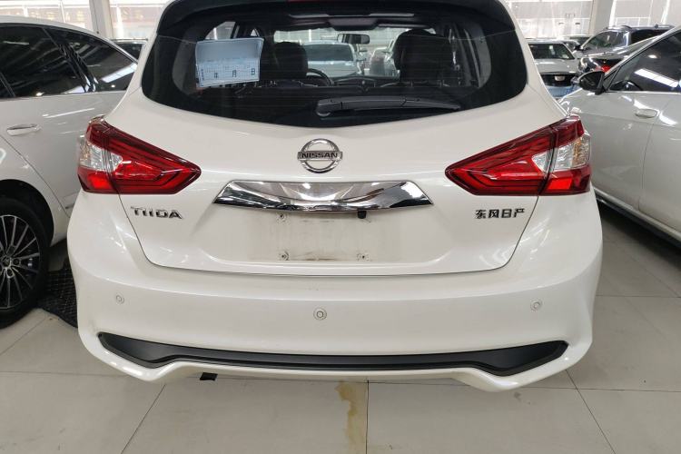 Used Nissan Tiida 2021 1.6L CVT Cool Edition
