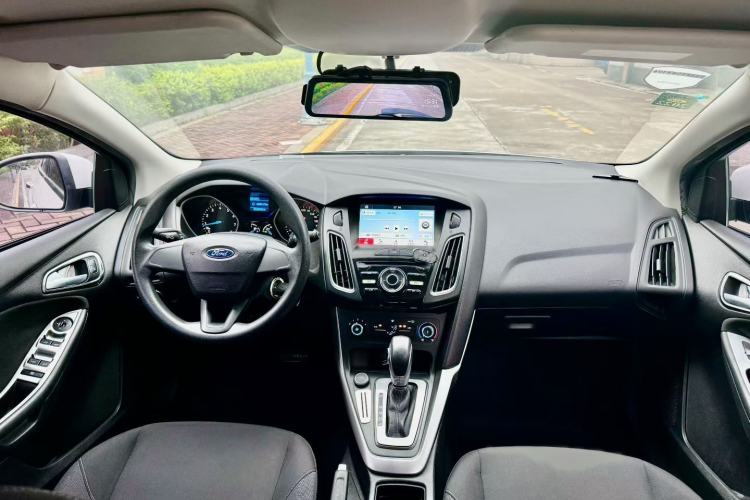 Used Ford Focus 2018 Hatchback Classic 1.6L Automatic Comfort Plus SmartDrive Edition