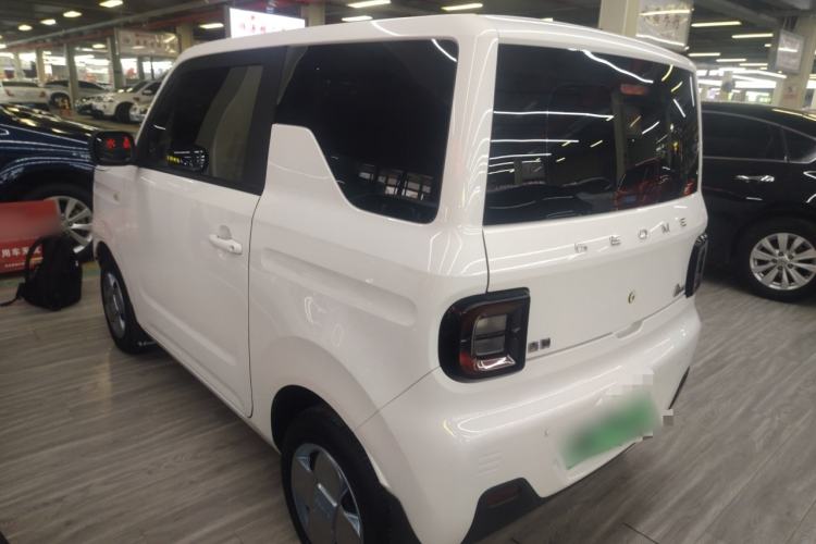 Used Geely Galaxy Panda 2023 Panda Mini 200km Endurance Bear

