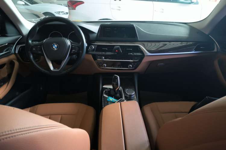 Used BMW 5 Series 2018 528Li Launch Special Edition
