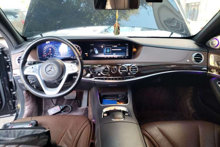 Used Mercedes-Benz S-Class 2019 S 320 L
