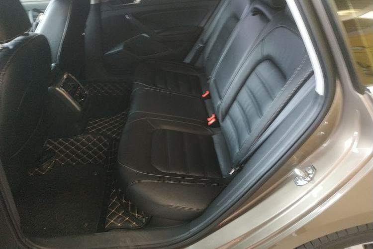 Used Volkswagen Passat 2016 330TSI DSG Luxury Edition