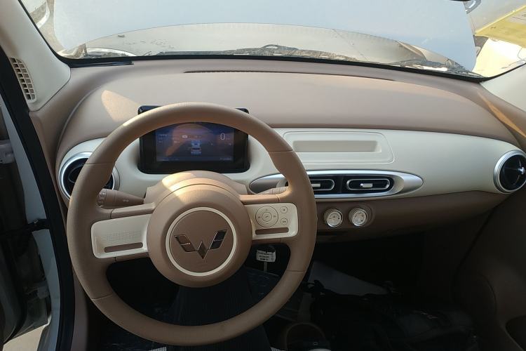 Used Wuling Hongguang MINIEV 2025 Four-Door Version Advanced Edition
