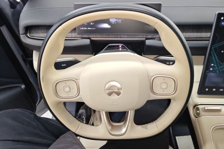 Used Nio ES6 2024 75 kWh
