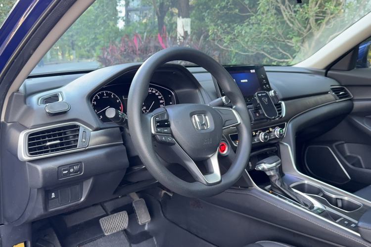 Used Honda Accord 2018 230TURBO Comfort Version National V
