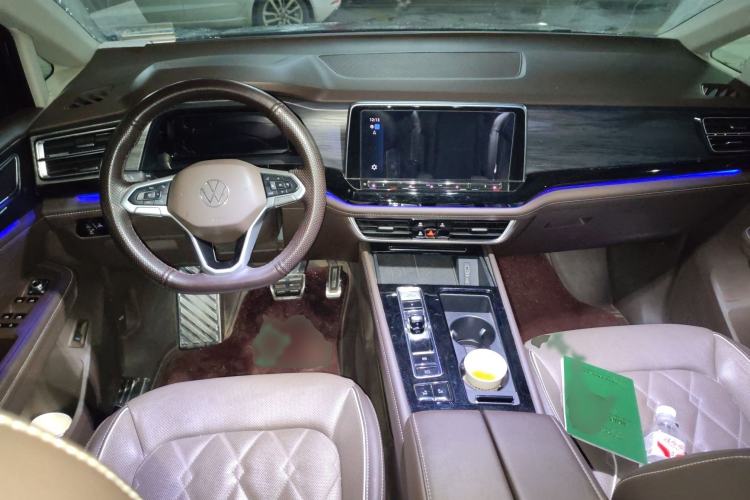 Used Volkswagen Viloran 2023 380TSI Prestige Edition

