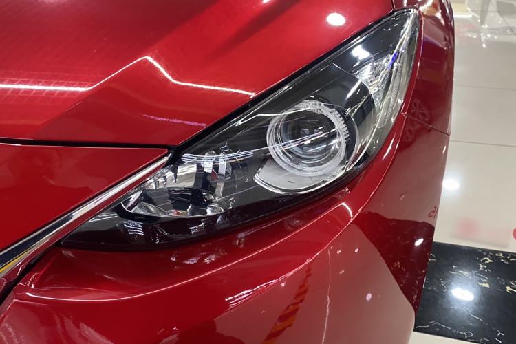 TDK.VehicleDetails.img