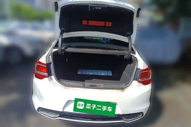 Used  5LS 2018 30THP Prestige Edition
