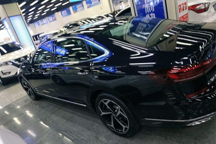 Used Volkswagen Passat 2024 330TSI Starry Elite Edition
