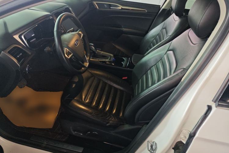 Used Ford Mondeo 2013 2.0L GTDi 200 Fashion Edition
