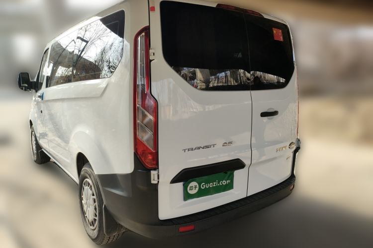 Used Ford Transit 2019 2.0T Diesel Multi-Purpose Commercial Vehicle Short Wheelbase Low Roof 6-Seater China VI Standard