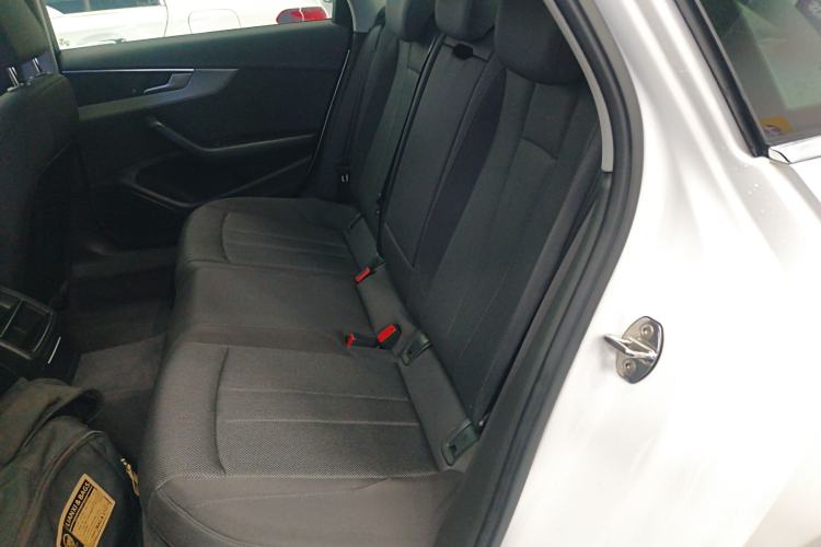 Used Audi A4L 2018 30th Anniversary Edition 40 TFSI Trendy Model