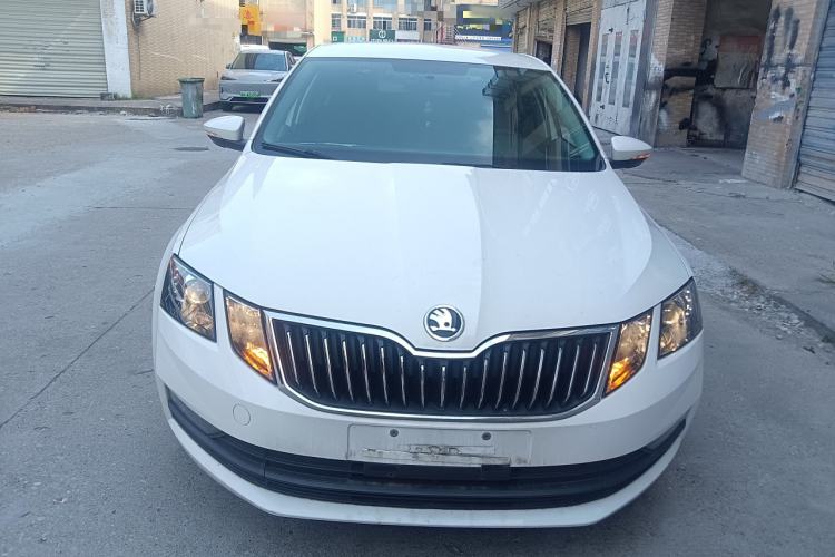 Used Skoda Octavia 2019 1.5L Automatic SmartDrive Comfort Edition China V Standard
