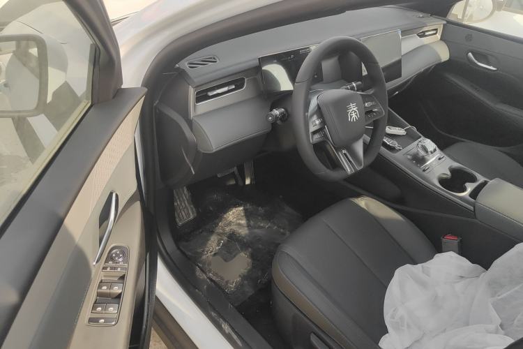 Used BYD Qin PLUS 2025 DM-i Smart Drive 55KM Leading Model
