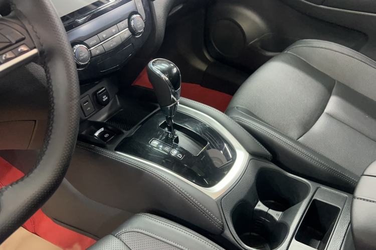 Used Nissan X-Trail 2023 Classic 2.0L Two-Wheel Drive Smart Connect & Comfort Edition
