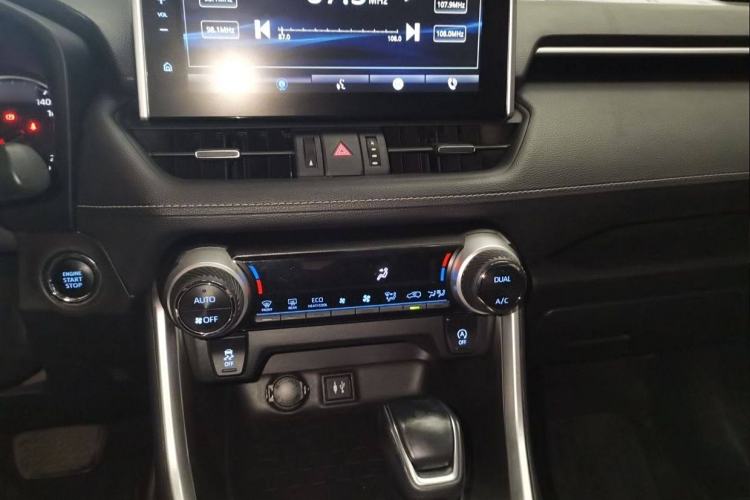 Used Toyota Wildlander 2022 2.0L CVT Two-Wheel Drive Luxury PLUS Edition
